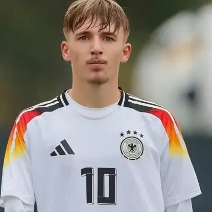 Bayern Decide to Extend Contract Offer to Karl